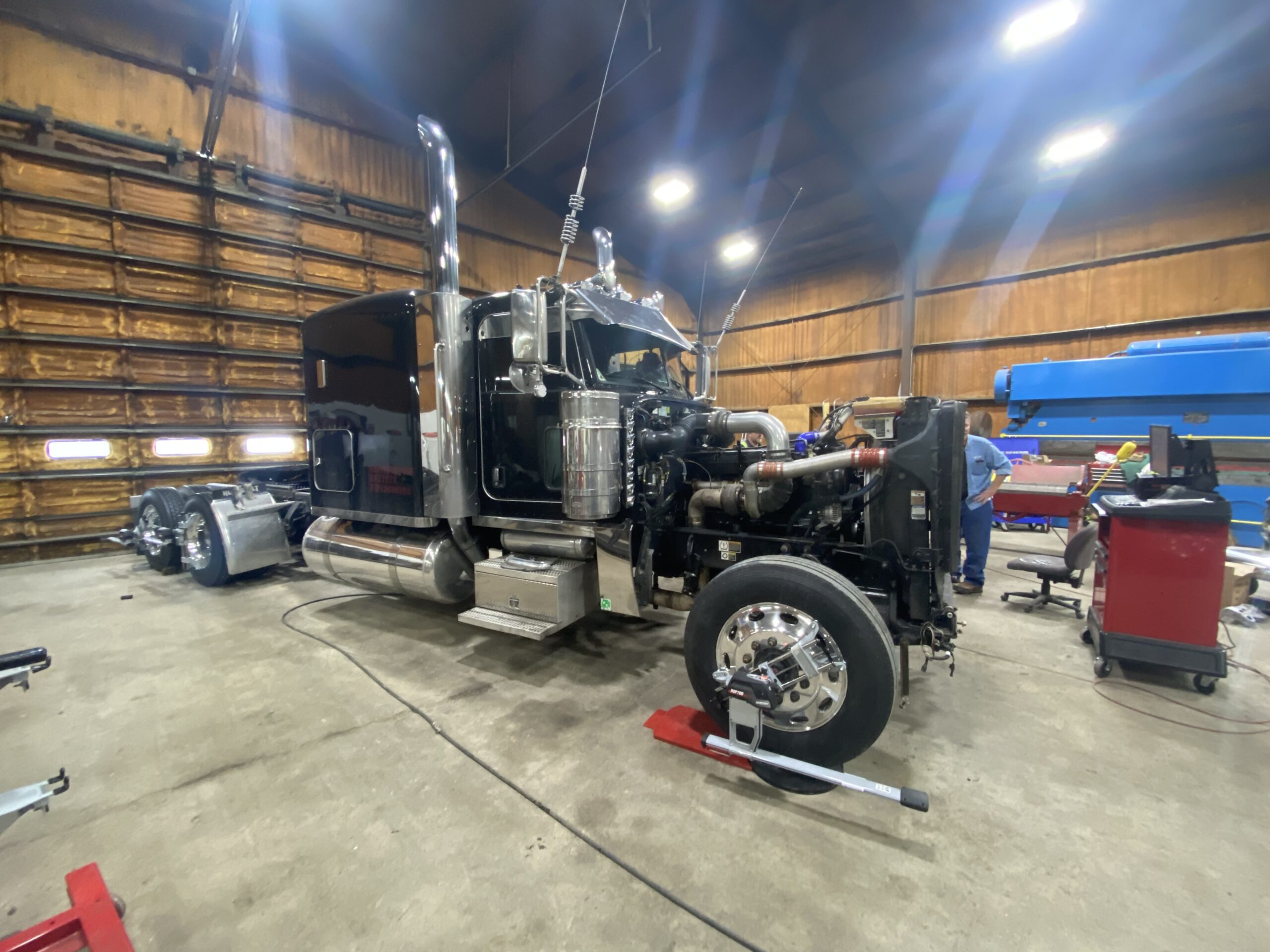 Semi Truck Repair Smith Mills