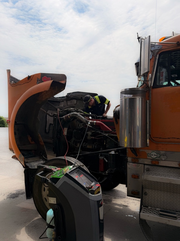 Kylertown semi truck AC repair