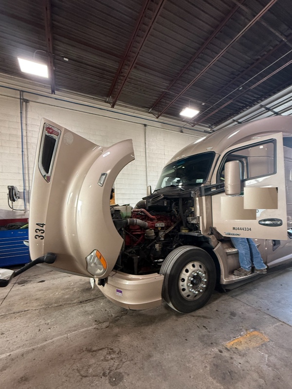 Kylertown semi truck engine overhaul